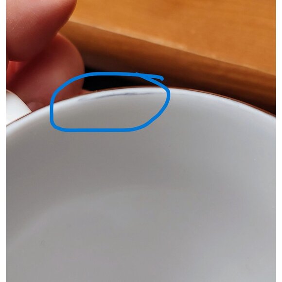 Merry Brite 4 Piece Porcelain Dinnerware Set Christmas Gift Pattern,  Vintage - Picture 6 of 10